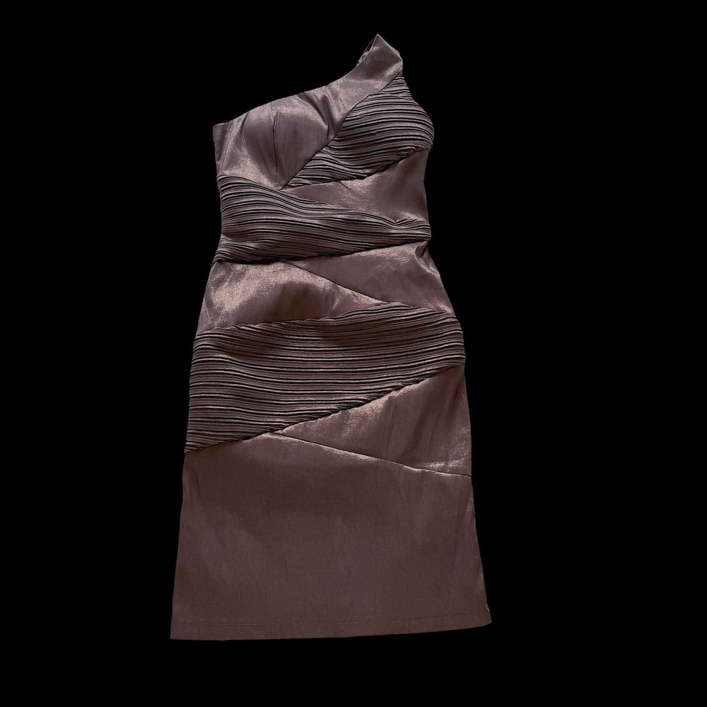 Romeo & Juliet Couture Mocha One Shoulder Pleated Metallic Dress RJDYJMA88 M